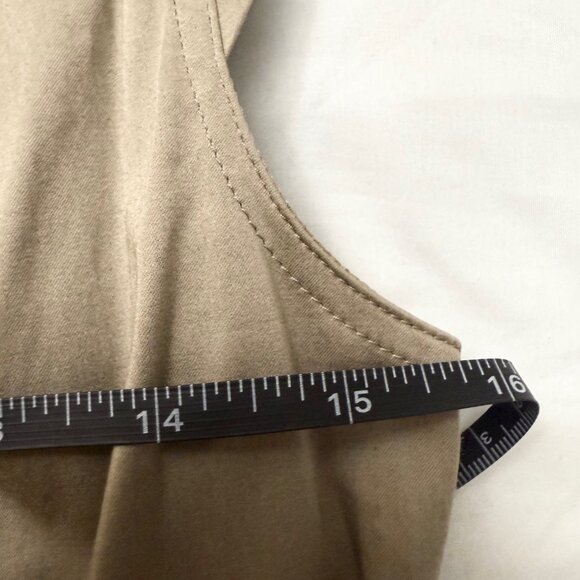 Burberry Sleeveless Trench Coat Dress – Size 38 | Rare, Versatile & Elegant - Picture 5 of 9